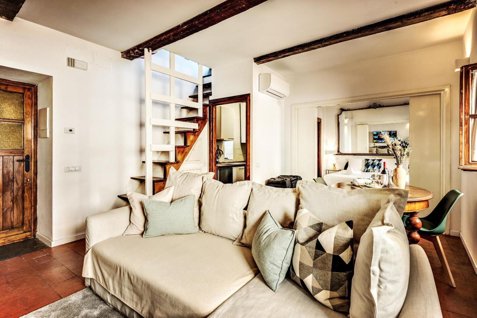 Maya Rhome Trastevere Apartment Rom