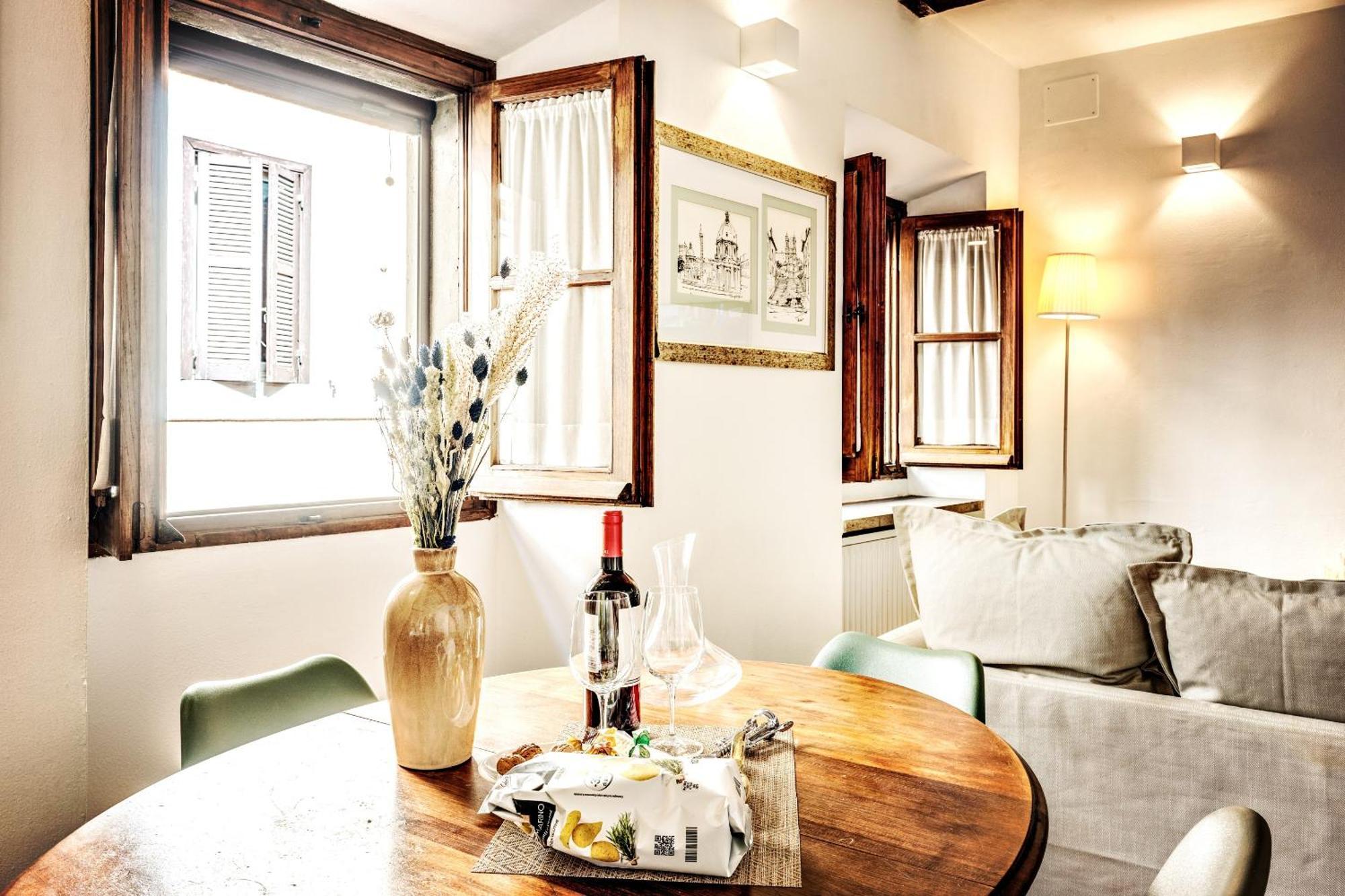 Maya Rhome Trastevere Lägenhet