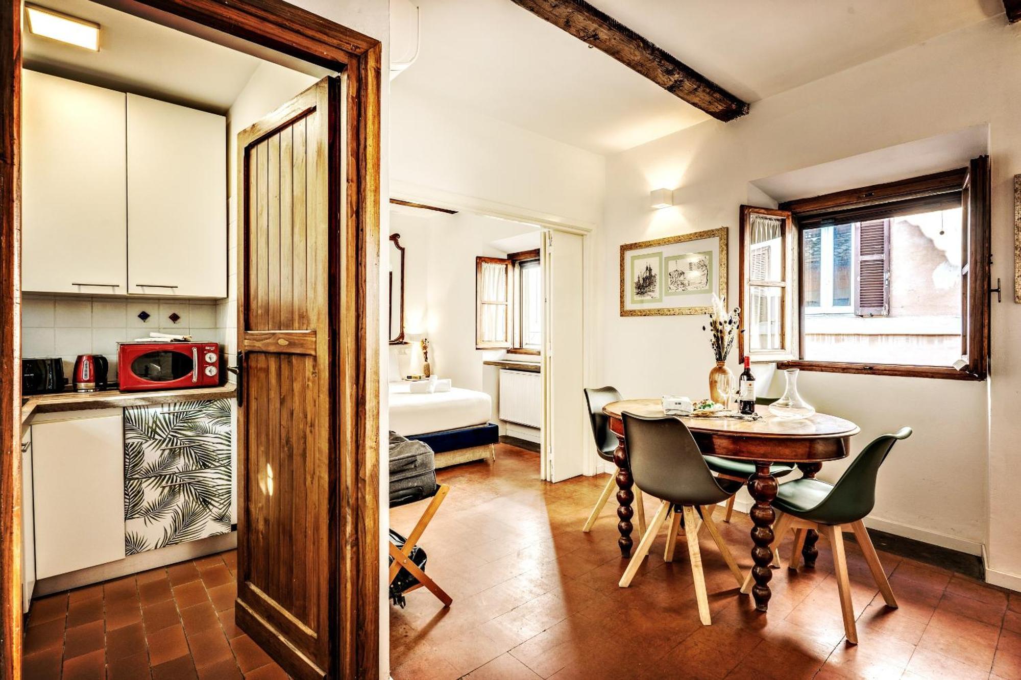 Maya Rhome Trastevere Rom